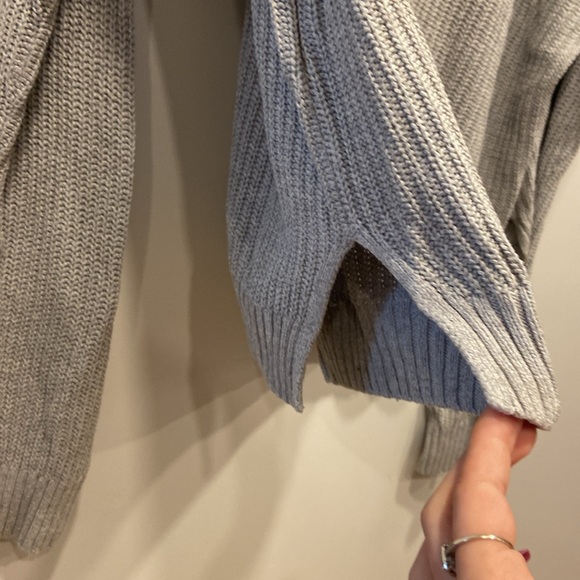 Hollister oversized sweater - Picture 7 of 7